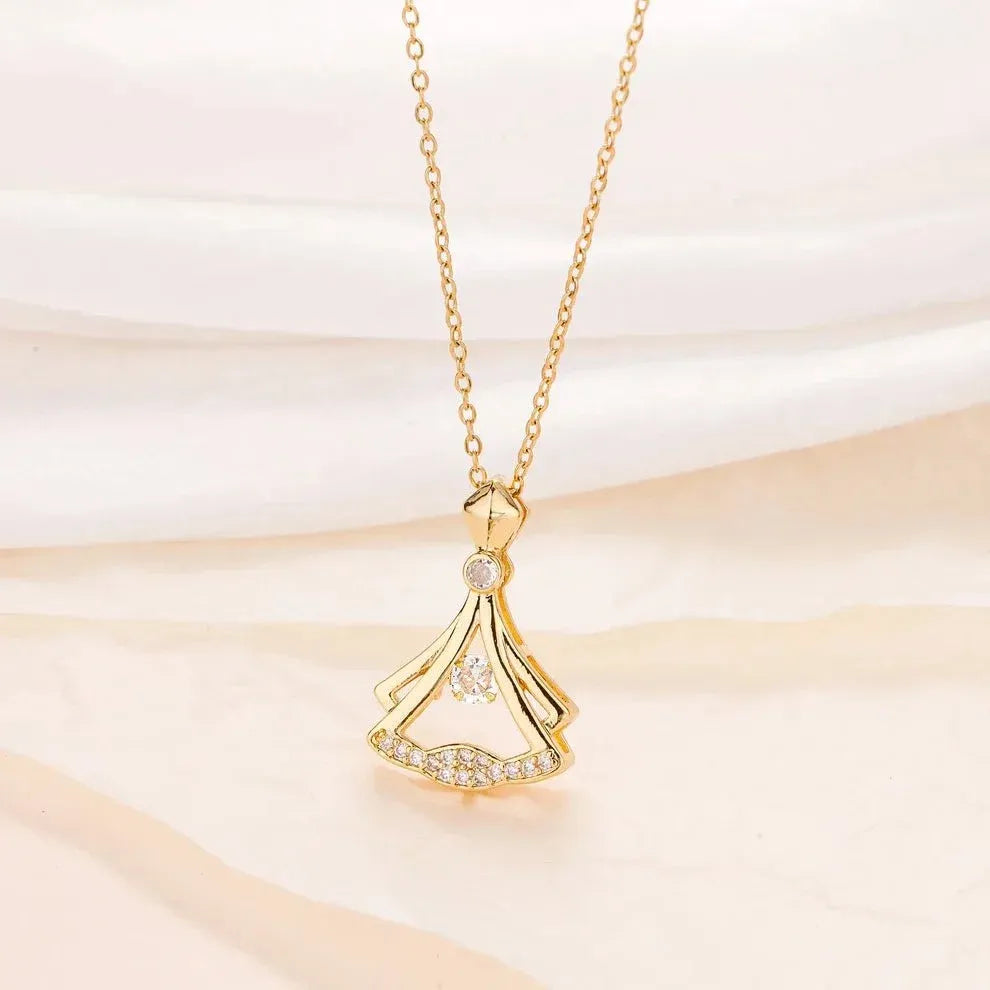 Rhinestone Decor Pendant Necklace